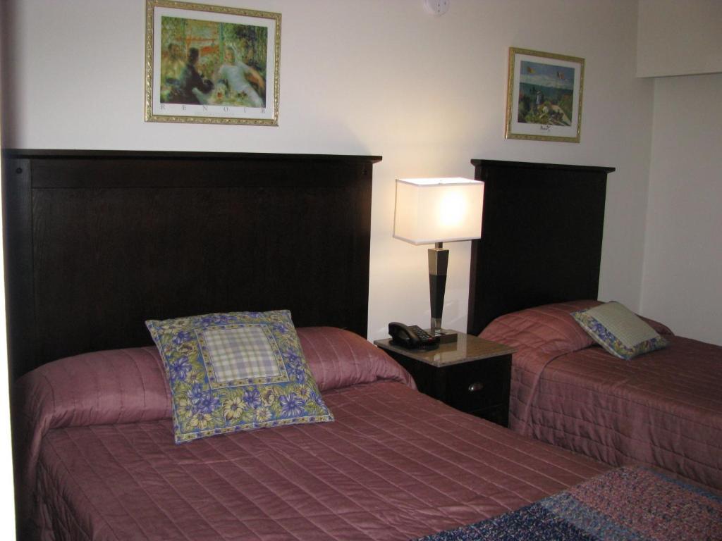 Billy Barker Casino Hotel Quesnel Extérieur photo