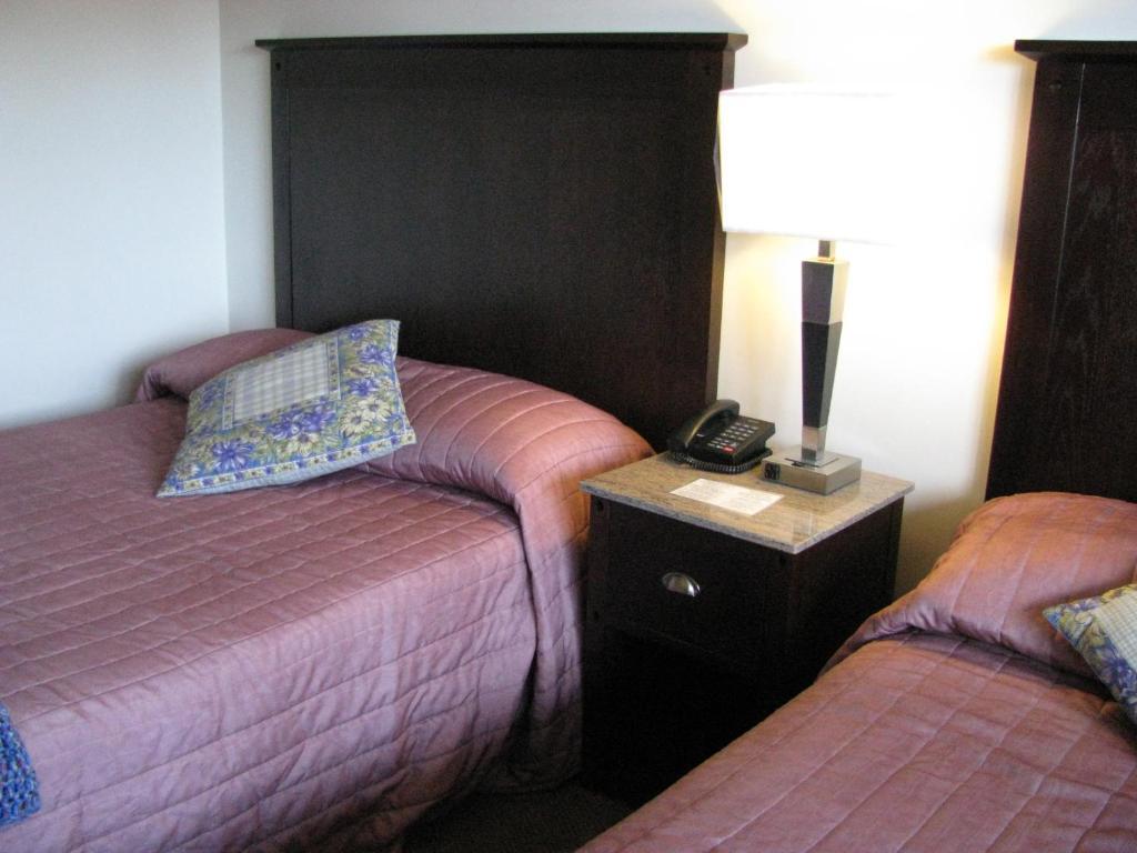 Billy Barker Casino Hotel Quesnel Extérieur photo