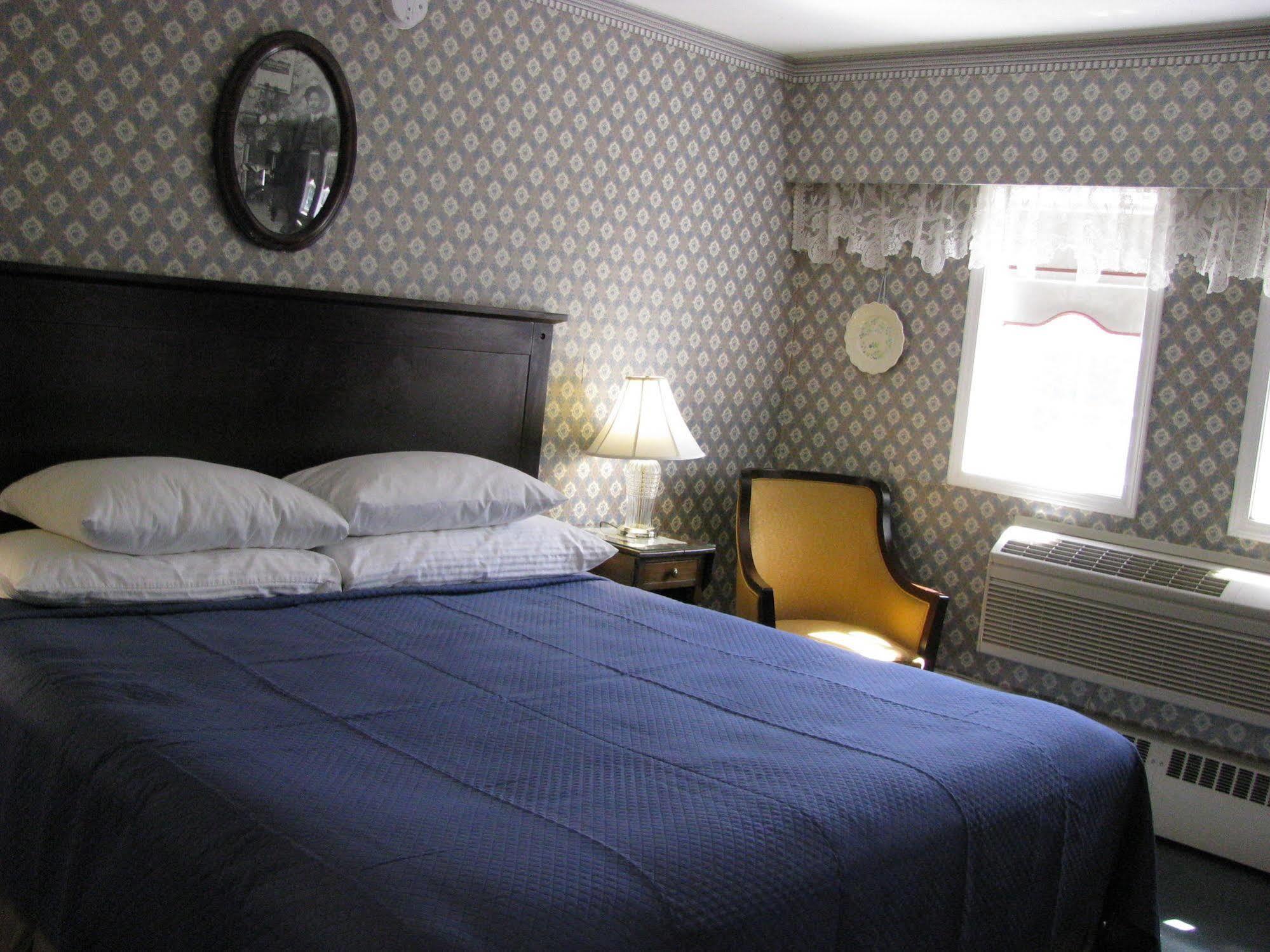 Billy Barker Casino Hotel Quesnel Extérieur photo